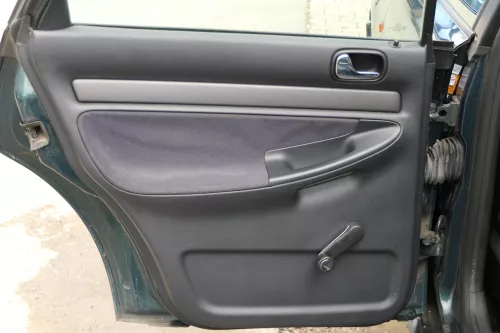 1x Audi A4 B5 Türverkleidung Verkleidung Tür hinten links  Griff Öffner (182210)