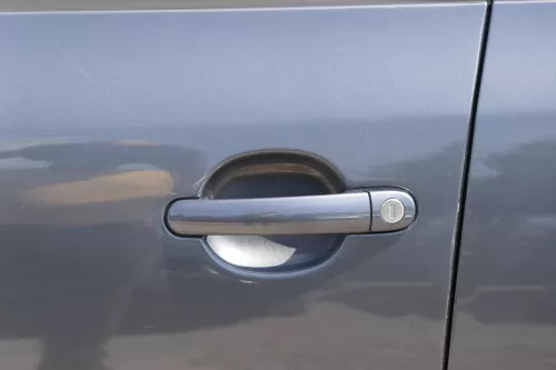 Fabia 5J Kombi + Limo Tür vorne links Fahrertür - grau LF8J -ohne Anbauteile (182246)