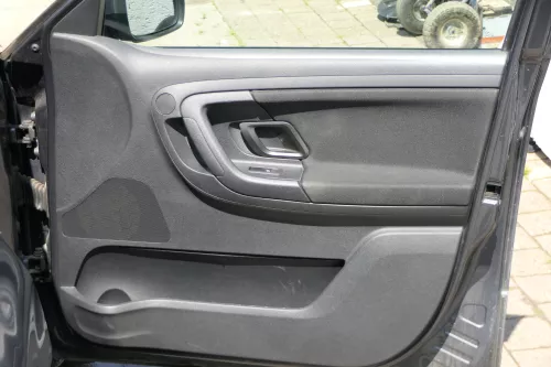 1x Skoda Fabia 5J Stufenheck Türverkleidung Verkleidung Tür vorne rechts (182259)