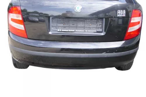 Skoda Fabia 6Y Schrägheck Stoßstange hinten Heckstoßstange schwarz LF9R (182298)