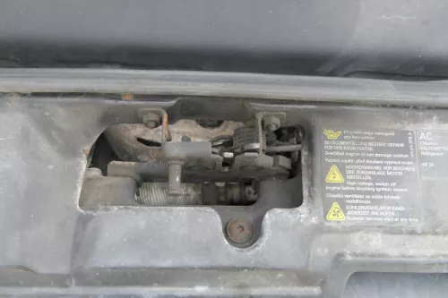 Fabia 6Y Motorhaube Motorhaubenschloß Schloß Klappenschloß vorn 6Y0823509F