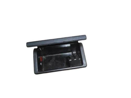 Audi 80 8C Aschenbecher hinten 893857405  (182882)