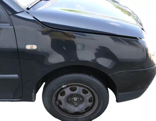 VW Lupo Kotflügel vorne rechts schwarz L041 (183020)