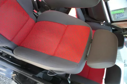 Seat Arosa VW Lupo Sitz vorn links Fahrersitz Höhenverstellung höhenverste rot (183024)