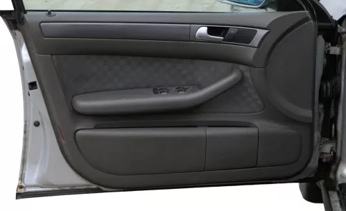 1x A6 4B Türverkleidung Verkleidung Tür vorne links swing grau (183045)