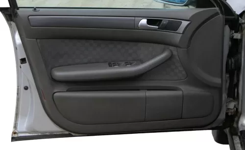 1x A6 4B Türverkleidung Verkleidung Tür vorne links swing grau (183045)