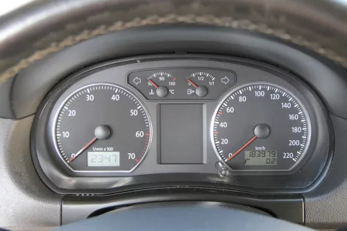 VW Polo 9N Tacho Tachometer Kombiinstrument 6Q0920804 1,2 47kw 40kw 183.000km