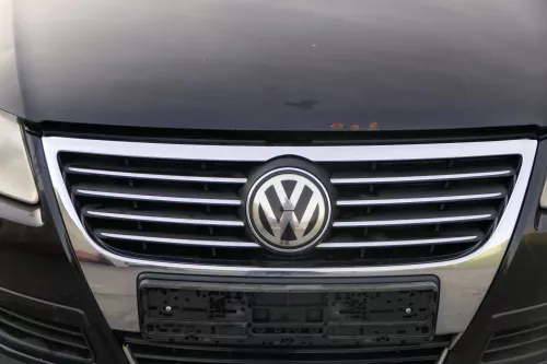 VW Passat 3C Kombi Stoßstange vorne Stoßfänger schwarz LC9X - kein ohneGrill (183346)