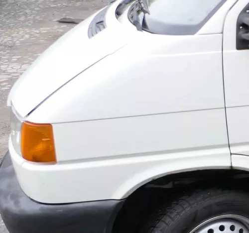VW T4 kurze Version Kotflügel vorne links weiß R902 7D0821103