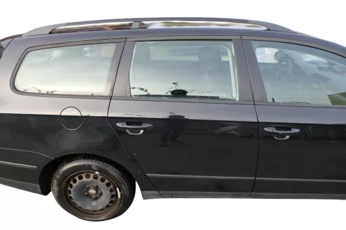 VW Passat 3C Kombi Variant Tür hinten rechts schwarz LC9X ohneAnbauteile (183362)