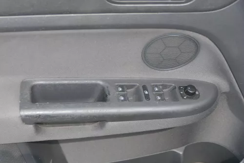 VW Golf Plus 5M 1x Türverkleidung Verkleidung Tür vorne links schwarz  (183437)
