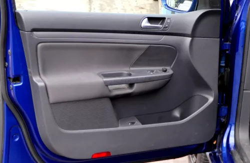 1x Golf 5 Limousine Türverkleidung Verkleidung Tür vorn links 4/5Türer Lautspre (183523)