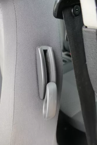 VW Fox Sitz Fahrersitz vorne links OHNEAirbag höhenverstellbar  (183549)