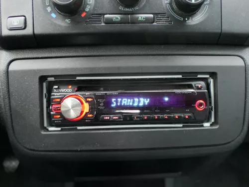 VW Golf 4 Bora T5 T4 Radio Kenwood CD-Player USB WMA MP3 KDC-W3044 4x50W AUX (183600)