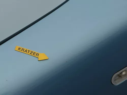 VW Passat 3B Kotflügel vorne links blau grün türkis ( evtl. LB7T oder LB6N ???) (183617)
