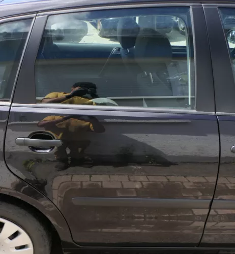 VW Polo 9N 9N3 Tür hinten rechts 4/5-Türer schwarz LC9Z - ohne Anbauteile (183795)