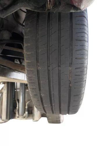 4x VW Polo 9N 6R Felgen Reifen 195/55 R15 85V Sommerreifen ca. 4-6mm  (183832)