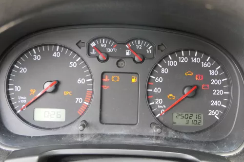 VW Golf 4 Tacho Tachometer Kombiinstrument 250.000km 1J0920806B 1,6-2,8 (183879)