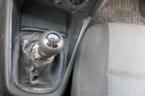 VW Golf 4 Bora Mittelkonsole Mitteltunnel um Schaltung 1J1863201D schwarz  (183881)