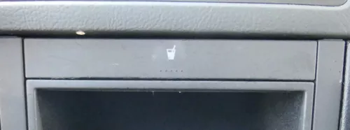VW Golf 4 Bora Becherhalter Getränkehalter Dosenhalter Halter Getränke Dosen (183910)