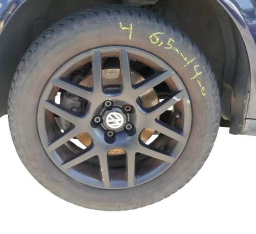 VW Golf 4 Bora Alufelgen 205/55 R16 91H 1J0601025R Montreal BBS Reifen 4-6mm M+S (183917)