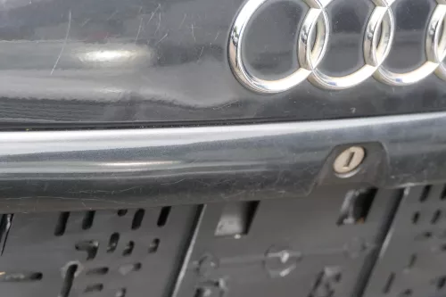 A3 8L bis Bj.ca1999 Heckklappe Kofferraumklappe Klappe hinten schwarz LZ9U Schei (183959)