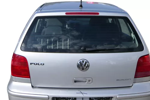 Polo 6N2 Heckklappe Klappe hinten Kofferraumklappe silber LA7W Scheibe ohneAnbau (183989)