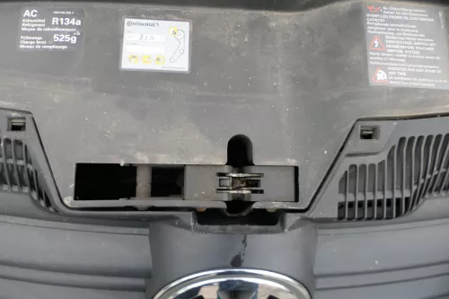 VW Golf 1K  Motorhaube Motorhaubenschloß Schloß Klappenschloß vorn 