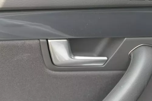 1x A4 8E B6 Türverkleidung Verkleidung Tür hinten links soul schwarz (184069)