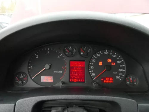 Audi A6 4B Tacho Tachometer Kombiinstrument 393.300km 4B0920931M 2,5 TDI (184110)