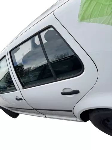 VW Golf 4 Limousine Tür hinten links blau LD5X (KEINkombi) ohne Anbauteile