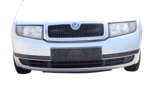 Skoda Fabia 6Y Stoßstange Stoßfänger vorne silber grau LF7T 2000-2004 