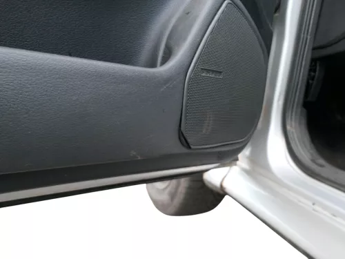 1x Octavia 1U Kombi Türverkleidung Verkleidung Tür vorne links  (184312)