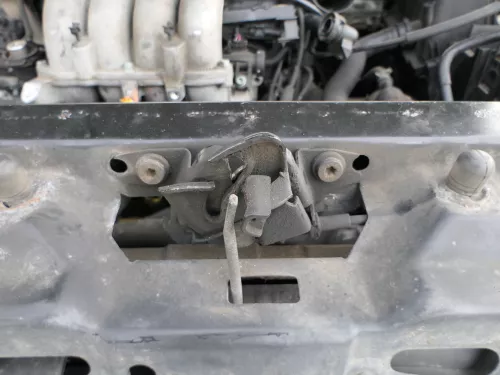 Skoda Ocatvia 1U Motorhaube Motorhaubenschloß Schloß Klappenschloß vorn 