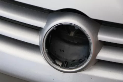VW Golf 5 1K V Stoßstange vorne Frontoßstange Stoßfänger silber LA7W (184413)