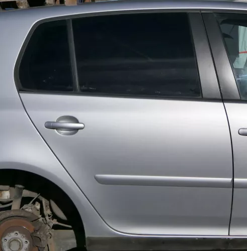 Golf 5 V 1K Tür Türrahmen hinten rechts 4/5-Türer grau silber LA7W -ohneAnbautei