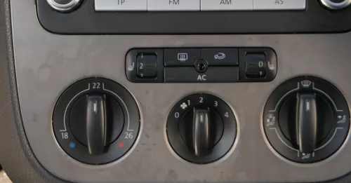 VW Golf 5 Mittelkonsole Blende Abdeckung Radio 1K0858069H Verkleidung edelstahl  (184463)