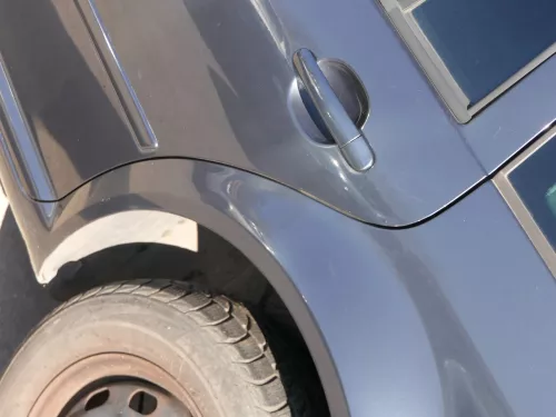 VW Golf 4 Bora Tür hinten links nur Kombi / Variant grau LC7V - ohne Anbauteile (184593)