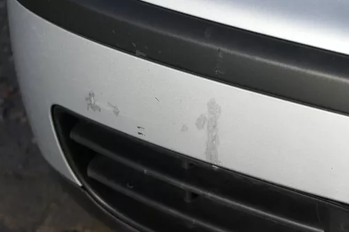 VW Polo 9N Stoßstange Frontstoßstange vorne silber LA7W (184643)