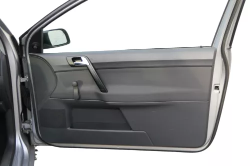 1x VW Polo 9N Türverkleidung Verkleidung Tür vorne rechts 2/3-Türer Griff Öffner (184652)