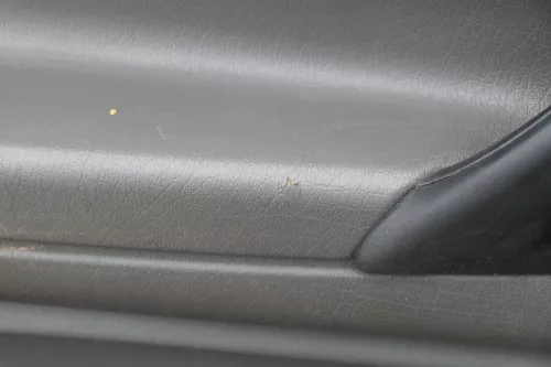 1x Polo 6N Türverkleidung Verkleidung Tür vorne links 2/3-Türer grau Griff (184679)