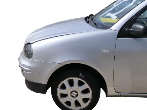 Seat Arosa Kotflügel links ab ca. Bj. 2000 Facelift grau silber LS7N (184684)