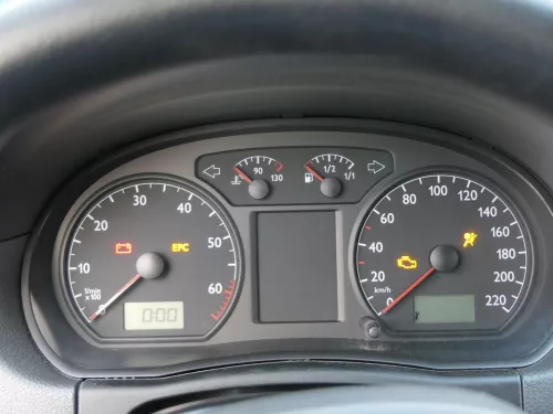VW Polo 9N Tacho Tachometer Kombiinstrument 178.000km 6Q0920800P 1,2 47kw 40kw (184902)