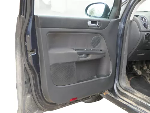 VW Golf Plus 5M 1x Türverkleidung Verkleidung Tür vorne links schwarz  (185038)