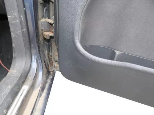 VW Golf Plus 5M 1x Türverkleidung Verkleidung Tür vorne rechts schwarz /anthrazi (185039)