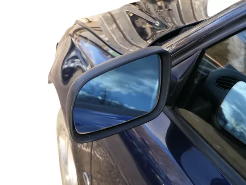 Audi A4 B5 Spiegel Außenspiegel links elektrisch schwarz matt  (185072)