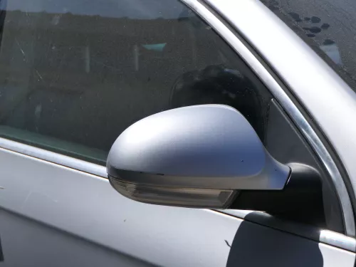 Passat 3C elektrischer Spiegel Außenspiegel rechts +Glas Blinker silber LA7W (185100)