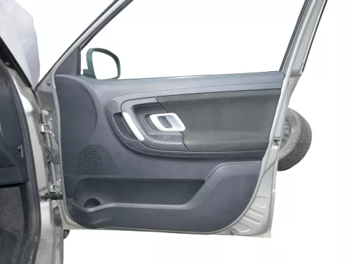 1x Skoda Fabia 5J Stufenheck Türverkleidung Verkleidung Tür vorne rechts
