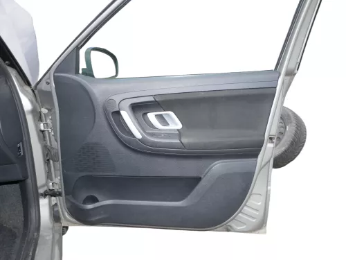 1x Skoda Fabia 5J Stufenheck Türverkleidung Verkleidung Tür vorne rechts (185128)