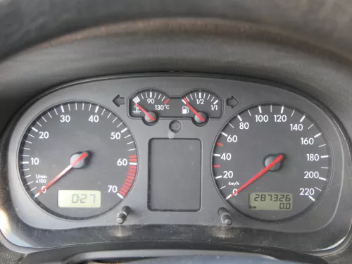 VW Golf 4 Tacho Tachometer Kombiinstrument 287.000km 1J0920805 1,4 16V 75PS 55kw (185170)